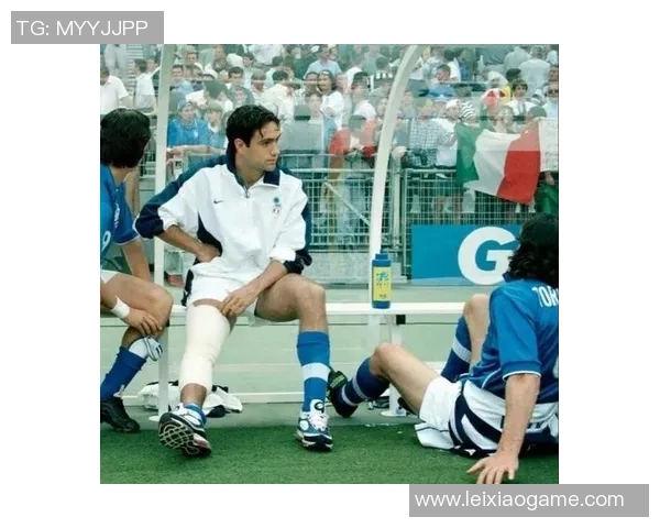 传奇后卫的足球生涯与成就揭秘，探讨他如何改变比赛格局与球队命运