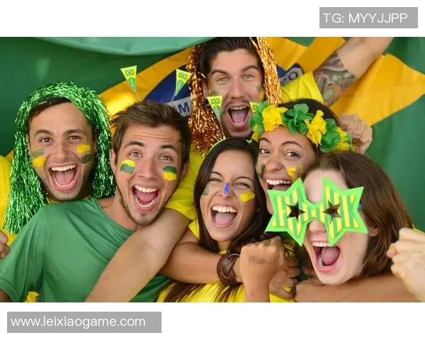 小孩与足球明星亲密互动瞬间感动无数球迷的温馨视频分享 小孩与足球明星亲密互动瞬间感动无数球迷的温馨视频分享